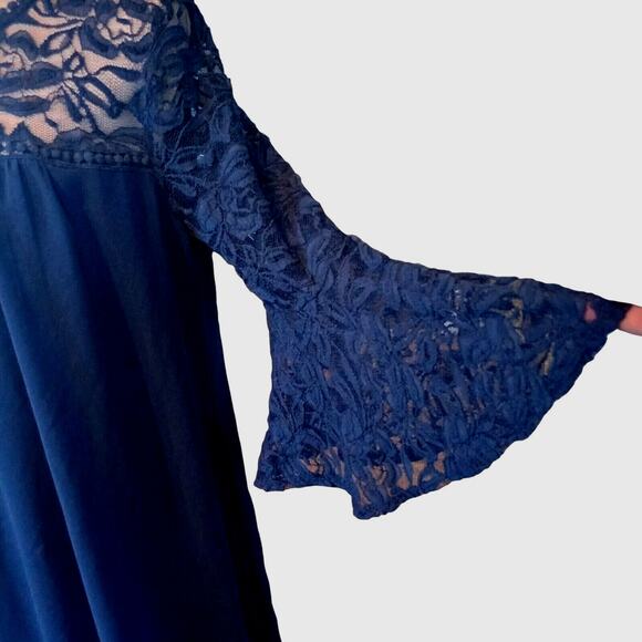 Luxology Dress Sz Large Blue Lined Lace Detail 3/4 Sleeves Flowy Boho Flirty - Picture 3 of 12